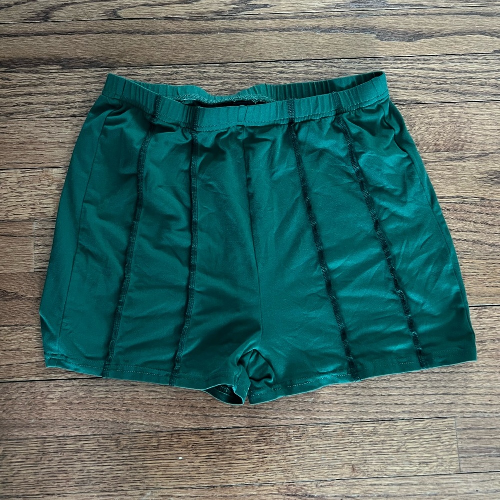 Green‎ Women's Shorts